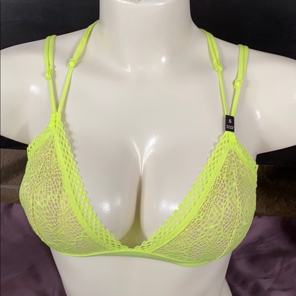 Victoria's Secret Other - Victoria’s Secret Criss-cross Soft CUPS Bra Sexy